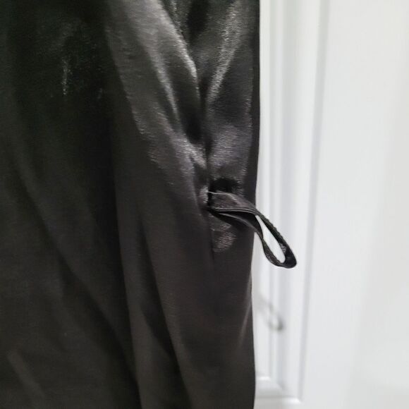 Flora Nikrooz Stella Black Satin Robe size XL - Picture 7 of 10